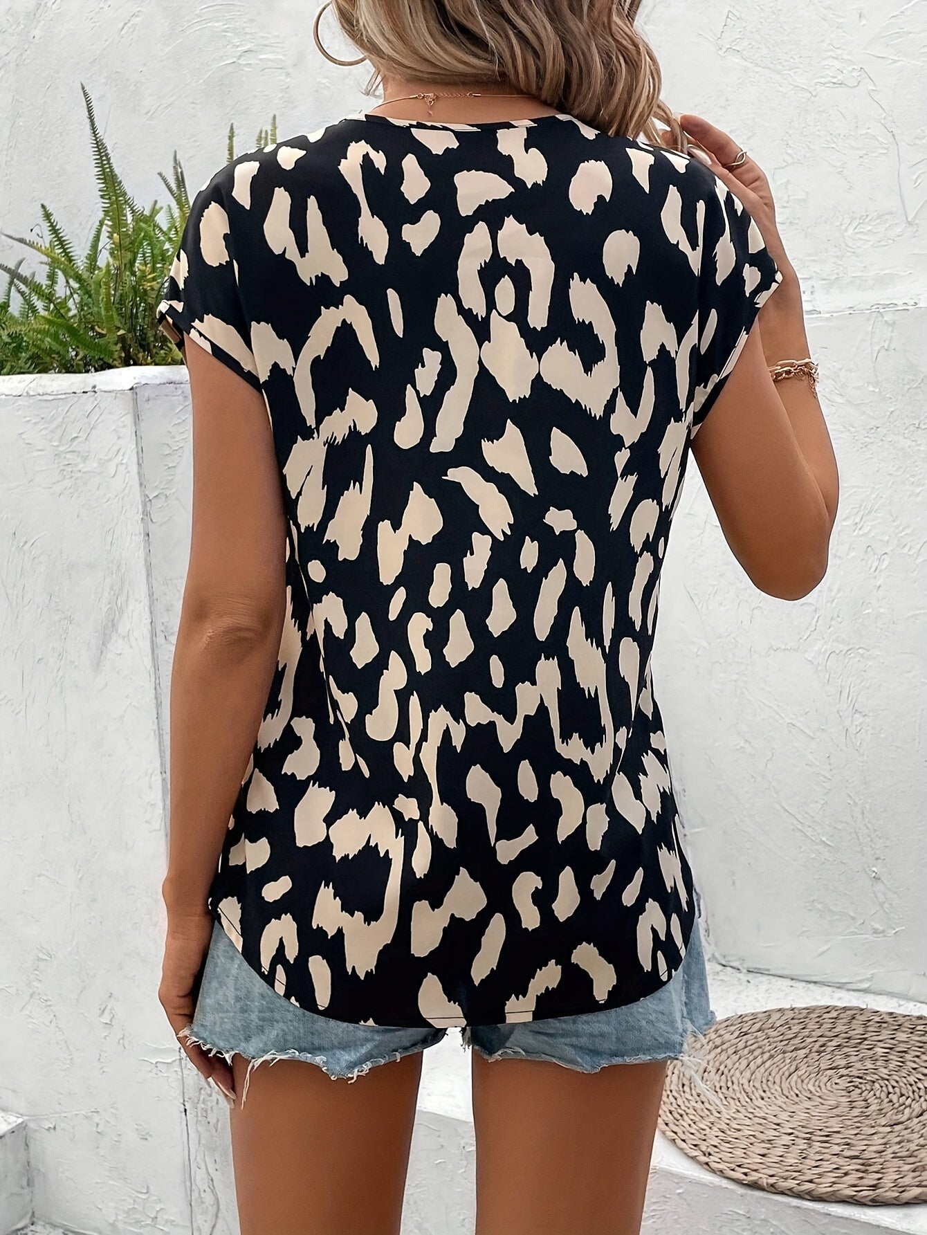 Leopard Print V-neck Blouse, Elegant Batwing Short Sleeve Blouse For Summer & Spring, Women's Clothing