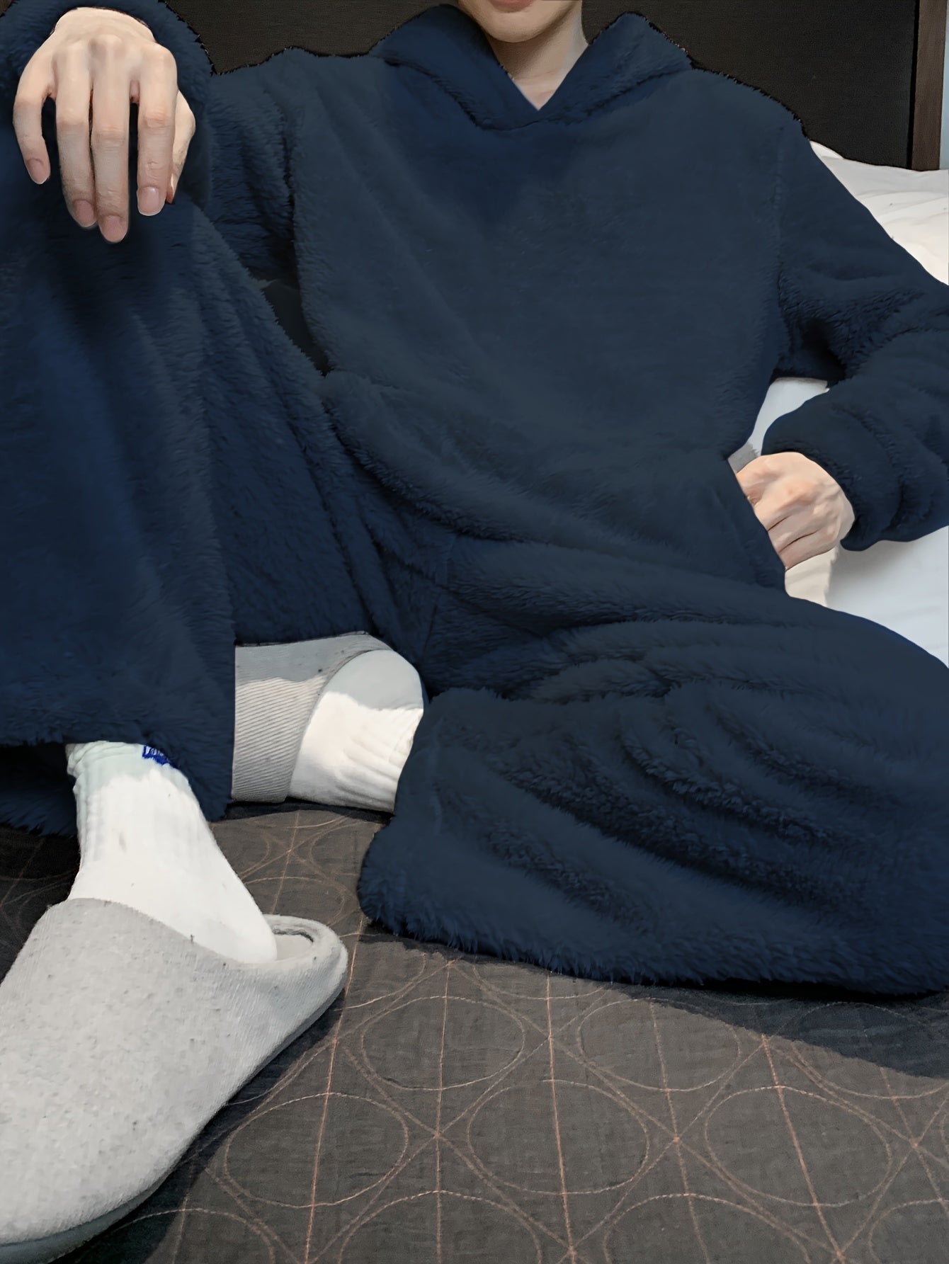 Men's Coral Velvet Pajamas Autumn and Winter Thickened Velvet Winter Hooded Flannel Warm Youth Pajama Set