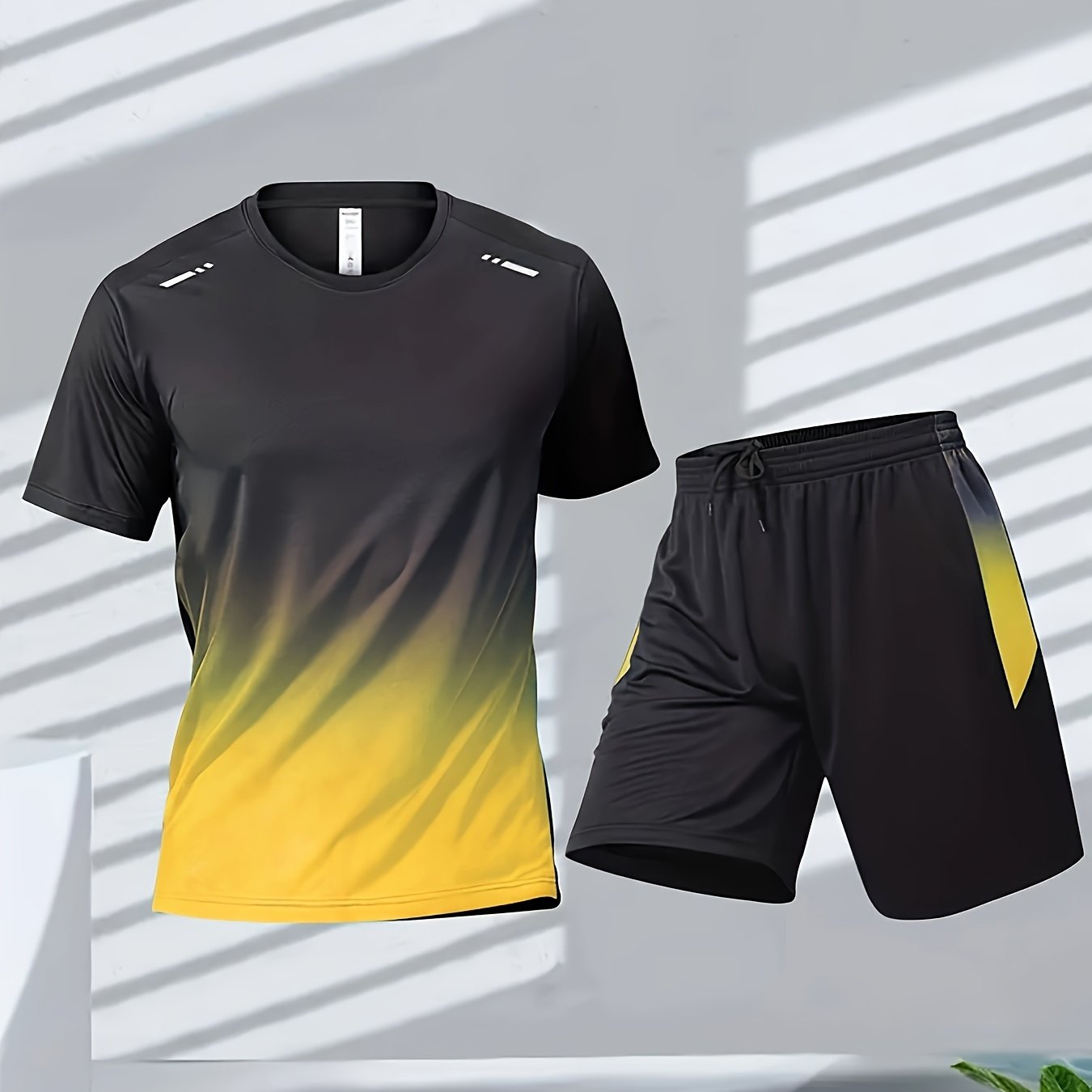 2-piece Men's Summer Basketball Training Running Outfit Set, Gradient Short Sleeve T-shirt & Quick-drying Shorts Set
