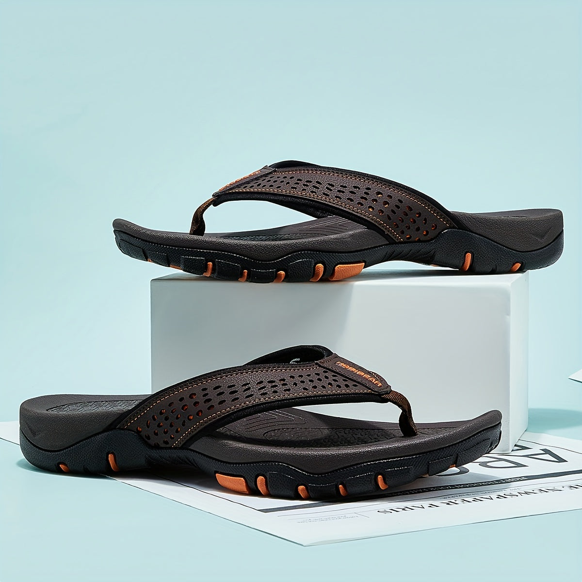Men's Sports Slipper Comfortable Casual Split-Toe Sandals Outdoor Slippers Spring/Summer Beach Sandals Walking Shoes
