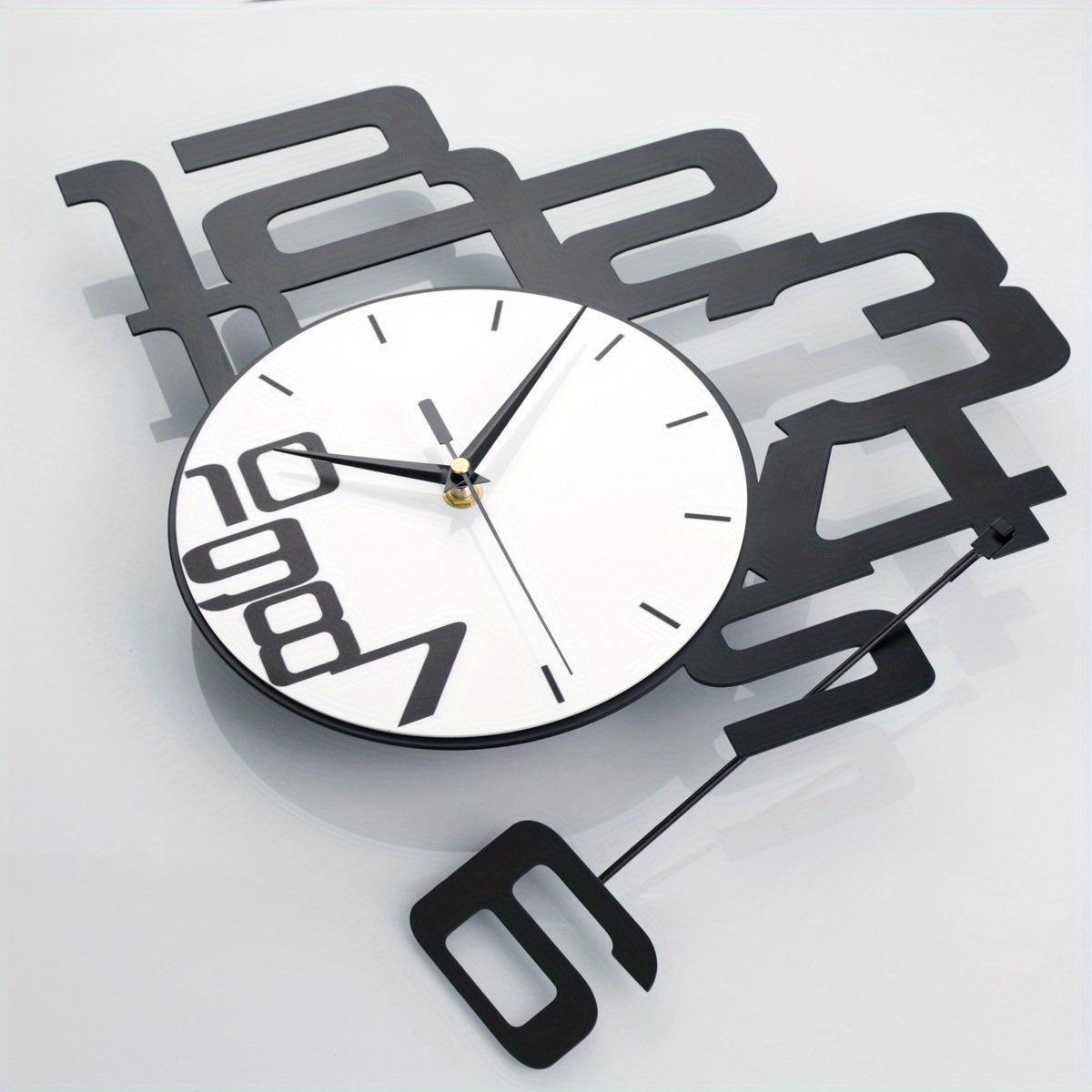 1pc Modern Minimalist Personality Metal Wood Creative Wall Clock, Large Battery Operated Clock For Living Room, Kitchen, Bedroom, Dining Room And Office Decor, For Autumn Thanksgiving Halloween Harvest Festival, Home Decor, A