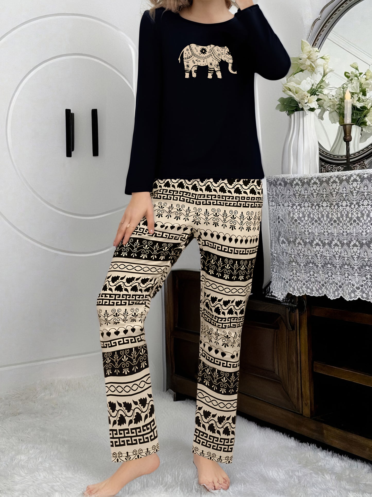 Simple Elephant Pattern Women's Pajama Set with Long Sleeves