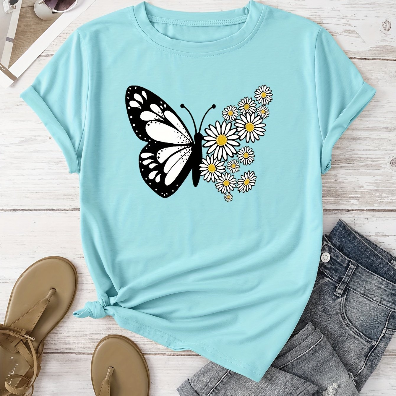 Women's Casual Butterfly & Daisy Floral Print Round Neck T-Shirt - Olive Green, Machine Washable, Regular Fit for Casual Attire, Allseason Fashion, Relaxed Style, Nontransparent Fabric
