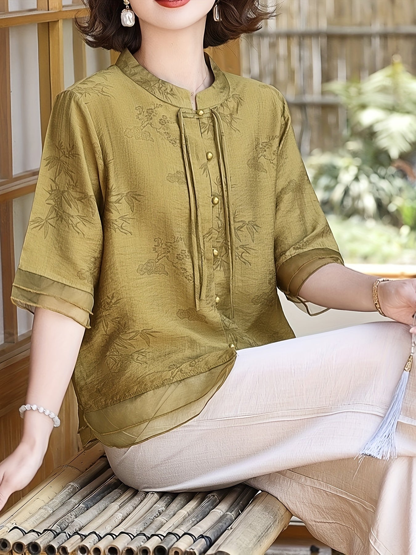 Women'S Elegant Summer Blouse with Floral Pattern - Short Sleeve, Mandarin Collar, Loose Fit, Light Olive Green, Perfect for Casual Attire, Casual Attire Blouse | Floral Pattern Top | Mandarin Collar Shirt