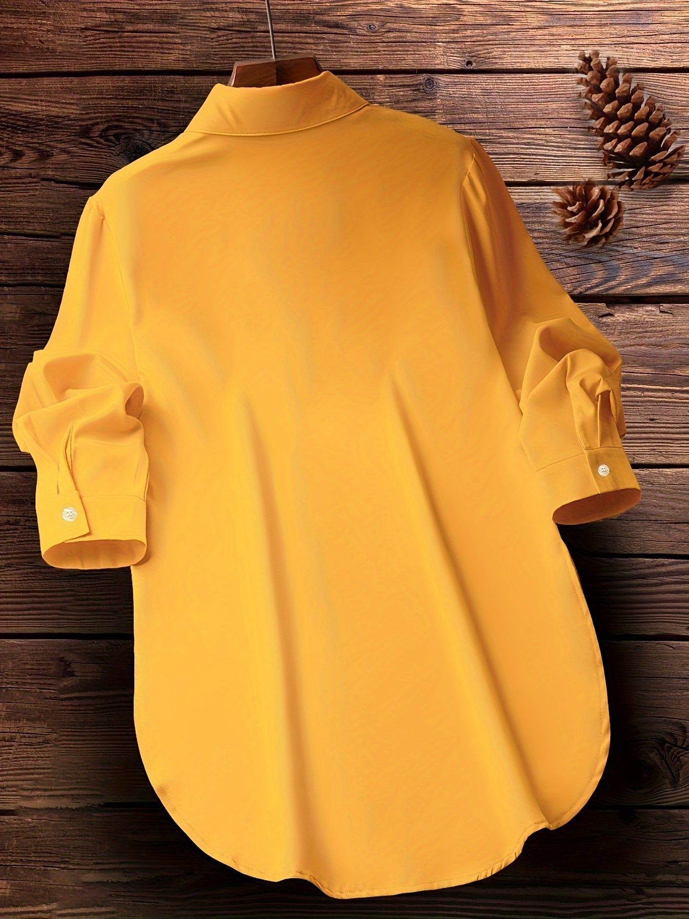 Plus Size Curved Hem Blouse, Casual Button Front Collared Blouse For Spring, Women's Plus Size Clothing