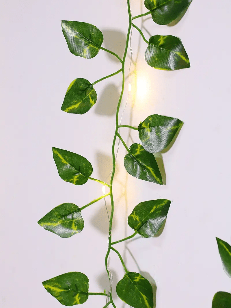 2m/6.56ft 20 LED Green Leaf String Lights Garden Lights, New Year Decorations String Lights, Wedding Thanksgiving Christmas Decoration String Lights (Batteries Not Included)