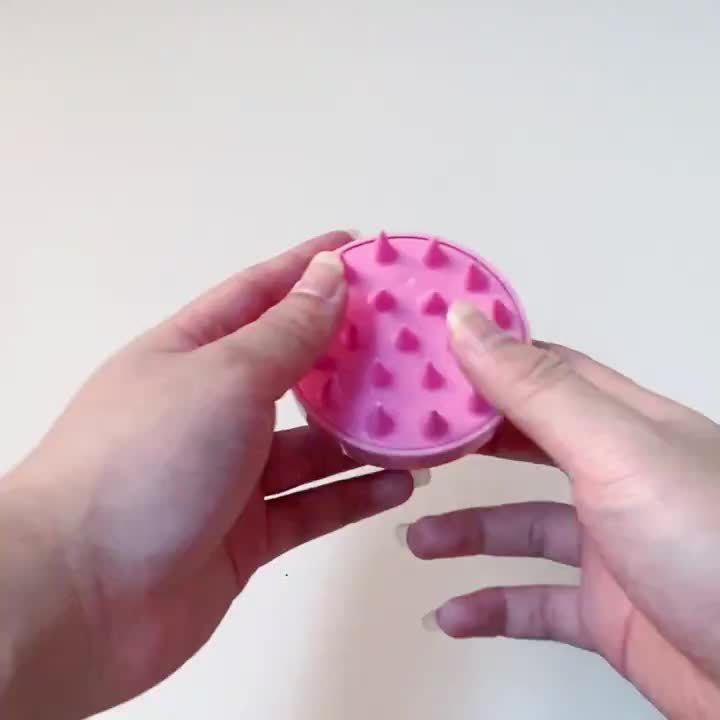 Soft Silicone Bristles Hair Care Head Brush - Massage & Exfoliate Your Scalp for a Healthy, Dandruff-Free Look!