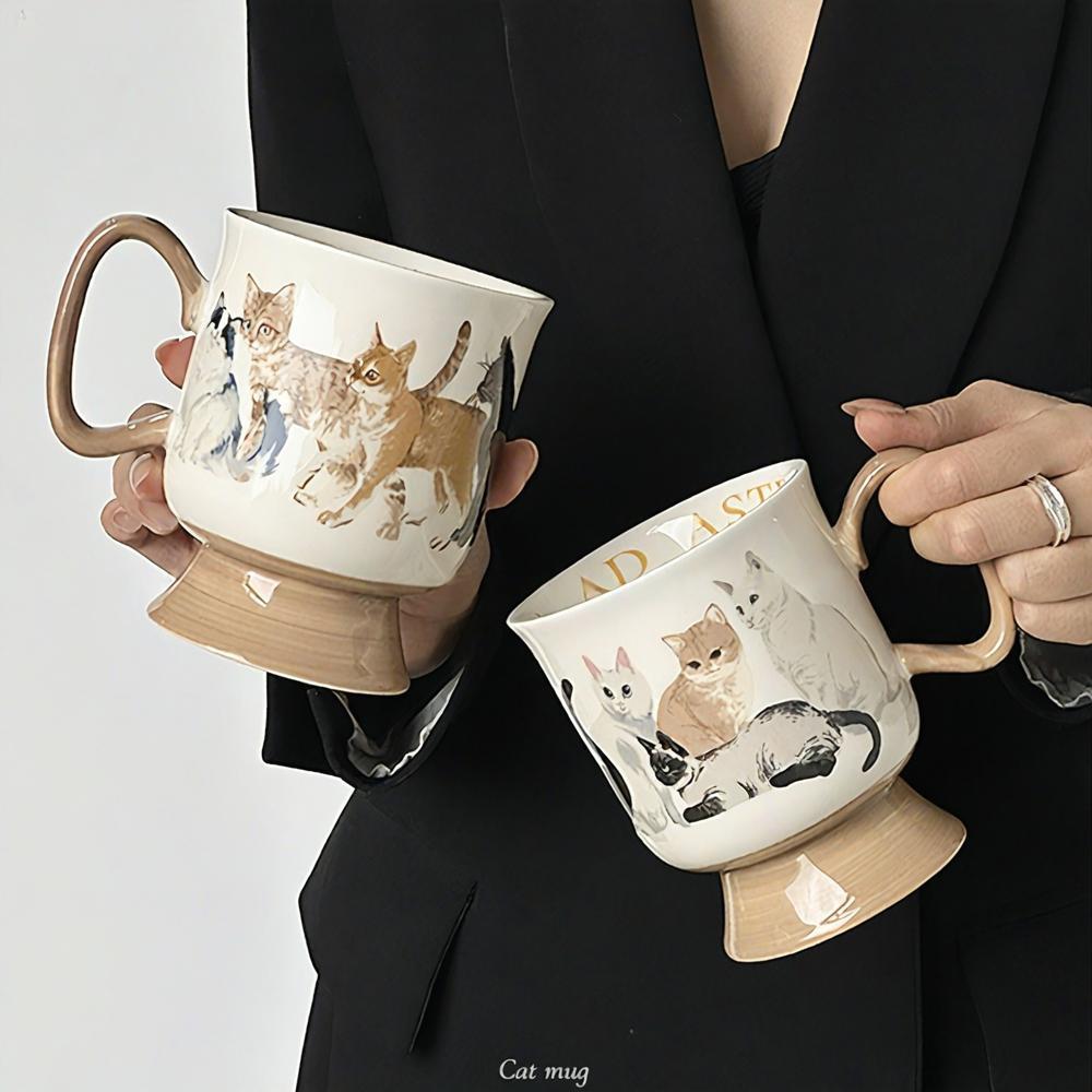 Visually Appealing Cat Ceramic Mug - Insulated, Reusable Coffee & Tea Cup for Couples, Perfect for Breakfast & Home Use