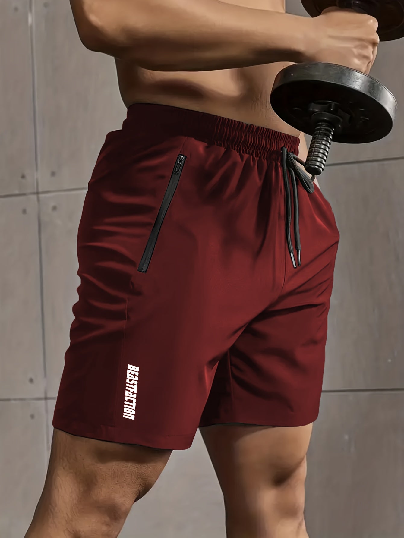 A Pair of Men'S Casual And Minimalist Style Comfortable Shorts, Featuring Letter Print Pockets And Drawstrings, Suitable for Summer Outdoor Fitness Wear, Quick-Drying Comfortable Shorts with Slightly Stretchy Elastic Waistban