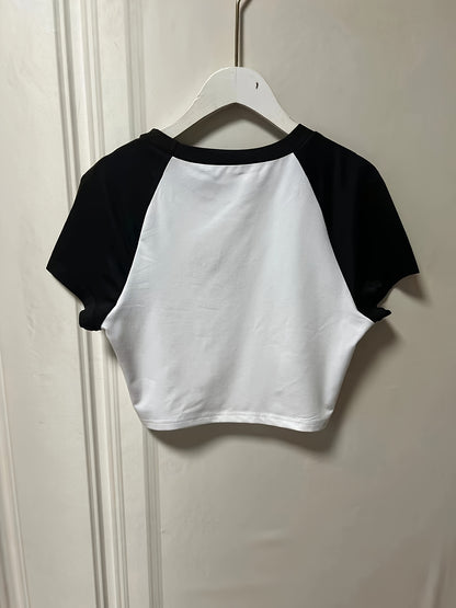 Women's Y2K Cropped T-Shirt - Contrast Black & White Geometric Star Print, Semi-Sheer Stretchy Slim Fit Top with Raglan Sleeves, Machine Washable Casual Streetwear, Cute T Shirts, Versatile Clothing, Comfortable Fit