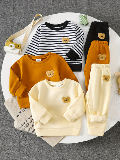 A Set of Three Fleece Hoodies for Baby Boys, Packaged in Six Pieces, Featuring a Cute Bear Patch. Perfect for Outdoor Wear During The Autumn And Winter Seasons, Making It a Great Gift for Children.