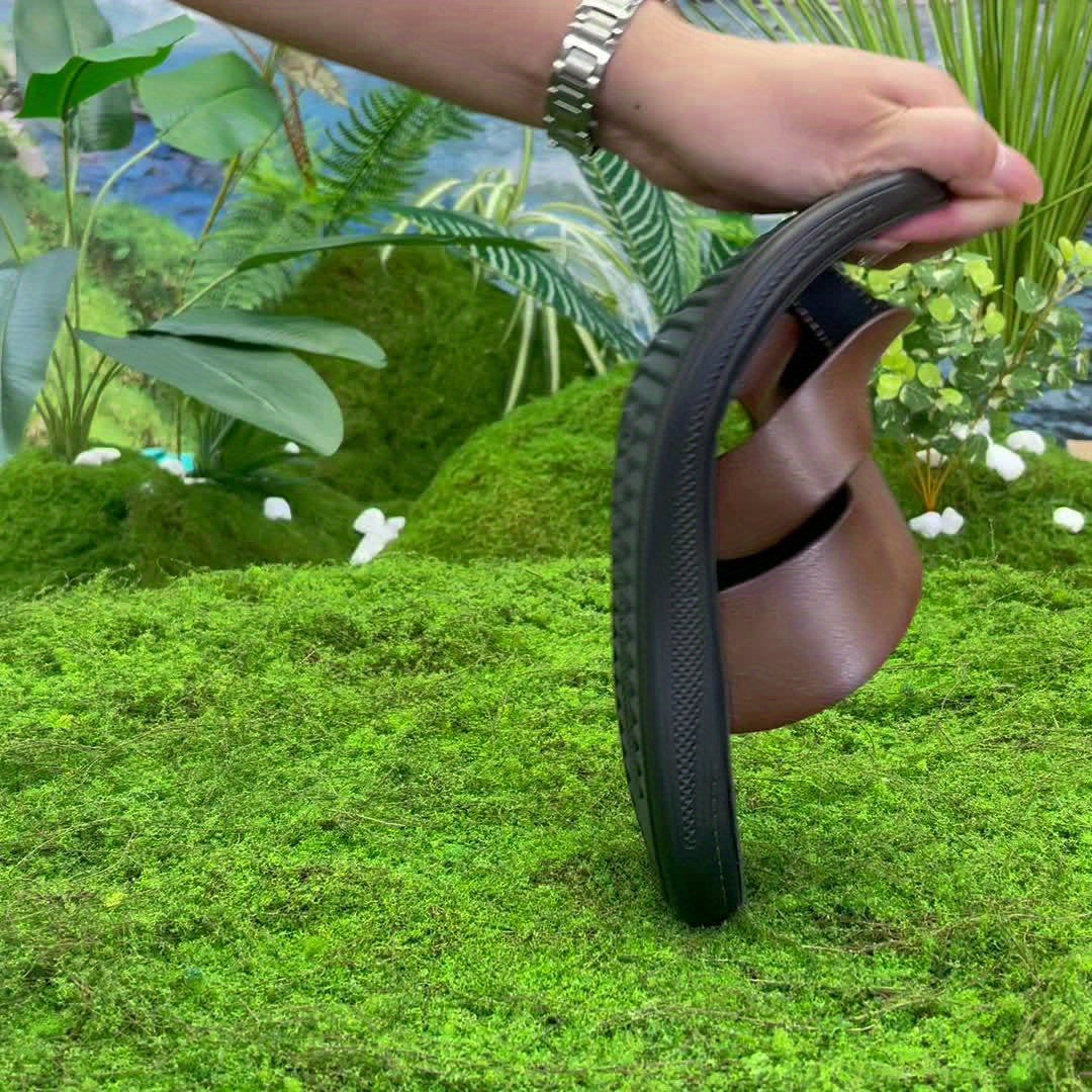 Sandálias de Verão para homem - Topo em microfibra sintética respirável, modelo slip-on com bico redondo, palmilha e sola sintéticas, estilo moderno para férias, uso diário e outdoor.