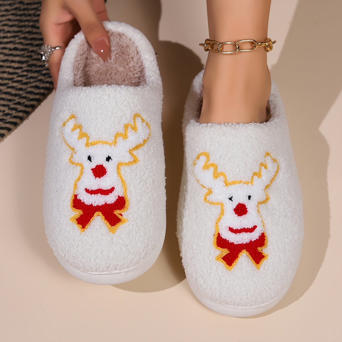 Christmas Tree Pattern Fuzzy Slippers, Winter Warm Closed Toe Flat Floor Shoes, Cozy Soft Sole Plush Home Slippers