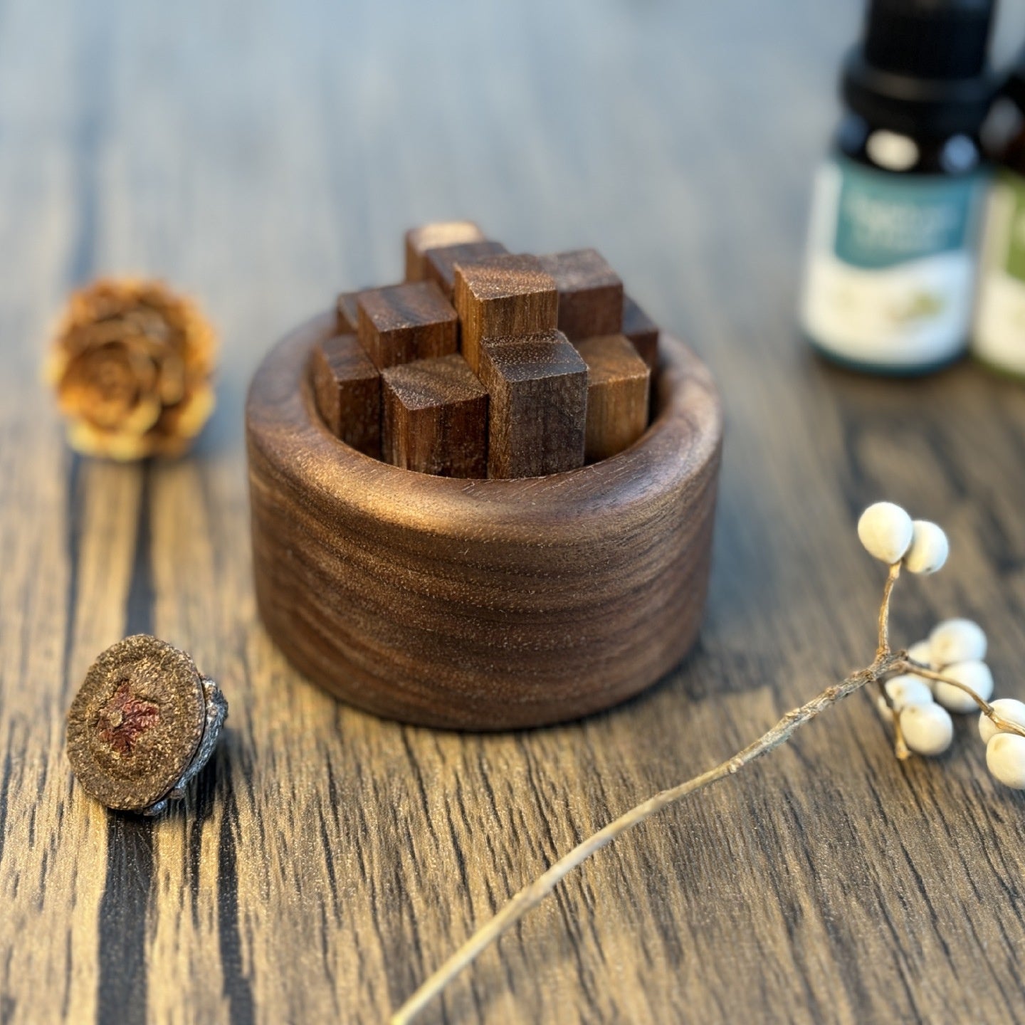 Passive, Walnut Wood Essential Oil Diffuser Set - Fireless, Battery-Free, Slow Release Fragrance for Relaxation & Home Decor