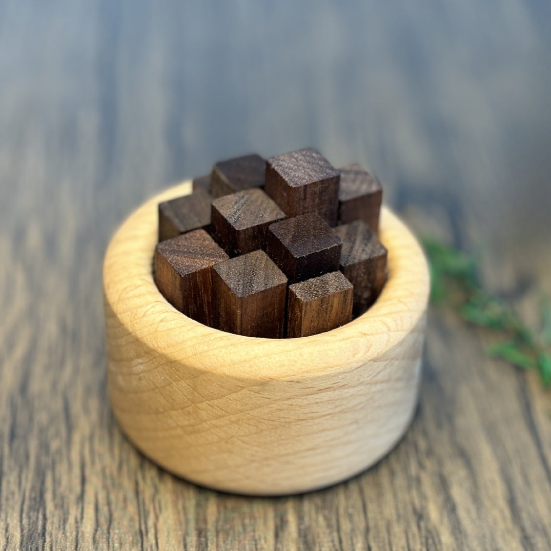 Passive, Walnut Wood Essential Oil Diffuser Set - Fireless, Battery-Free, Slow Release Fragrance for Relaxation & Home Decor