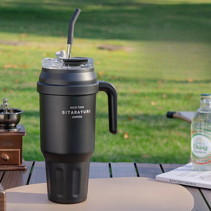 Copo térmico portátil de 1,4 litros (47,3 oz) com pega e tampa com palhinha, garrafa de água portátil de grande capacidade, copo de aço inoxidável para automóvel, ideal para desportos ao ar livre, viagens e campismo. Presente de Natal.