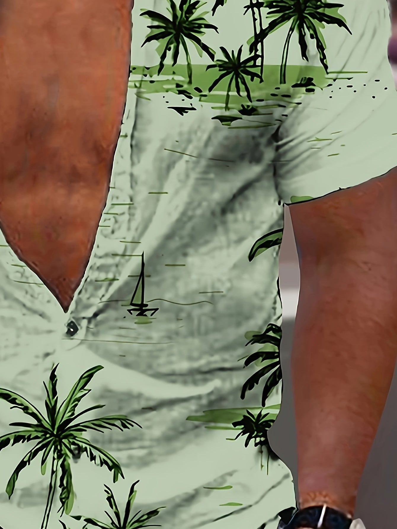 Camisa de homem de manga curta com estampado de coqueiros, ideal para o dia a dia em resorts e para a praia.