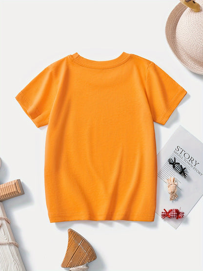 T-shirt de manga curta para criança em algodão com estampa de escavadora de desenho animado, respirável e moderna para o verão.