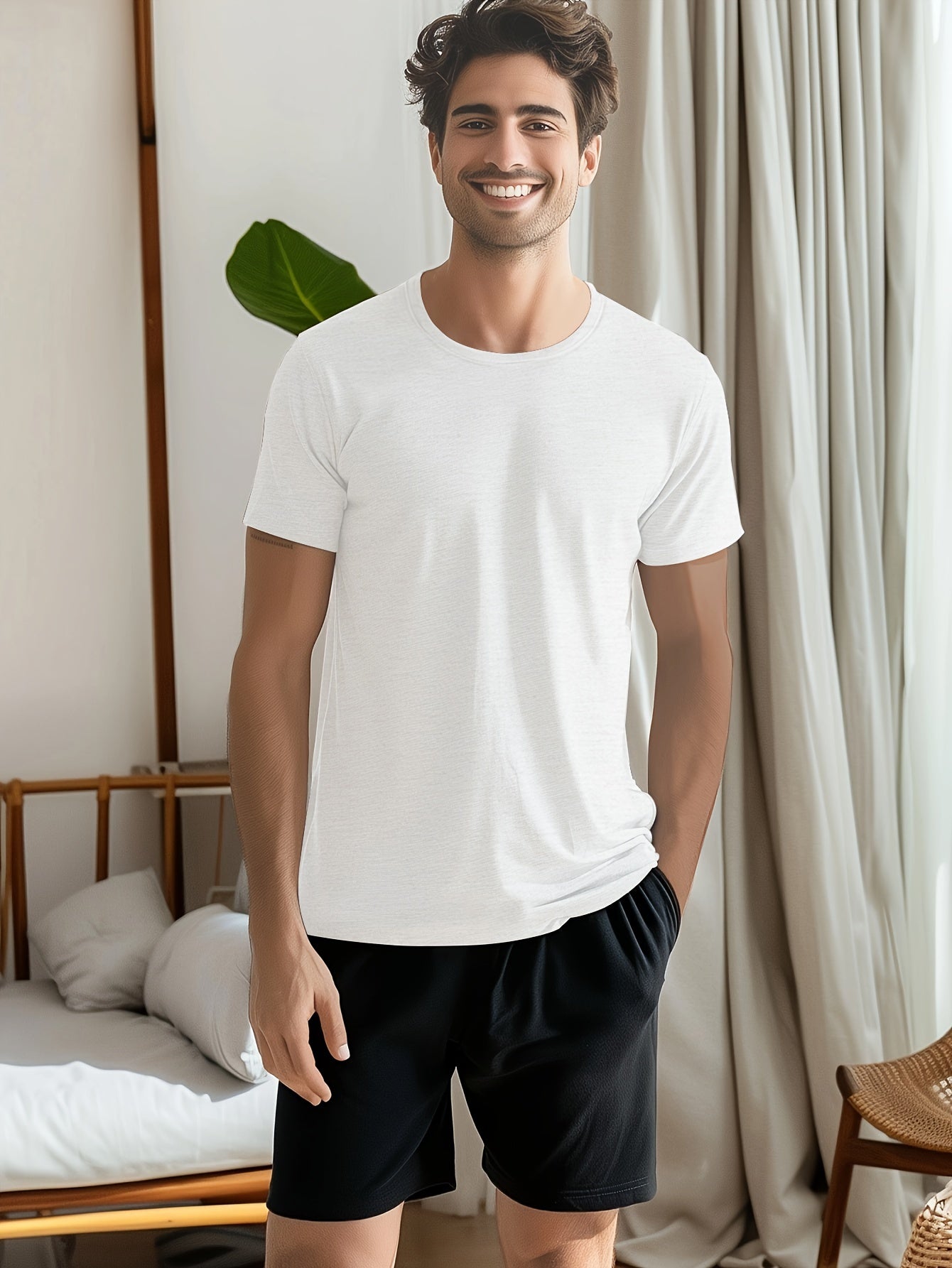 Conjunto de 4 t-shirts casuais para homem de cor sólida, estilo simples, manga curta e gola redonda, ideais para usar em casa, como pijama ou para atividades ao ar livre no verão.