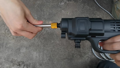 Cordless High Pressure Cleaning Gun Self-priming Continuous Spray Foam Water Gun, 5m Hose & 2 Rechargeable Lithium Battery, 3in 1 Nozzle, Electric Portable Washer Machine, Suitable for Washing Cars, Clean The Garden & Floor A