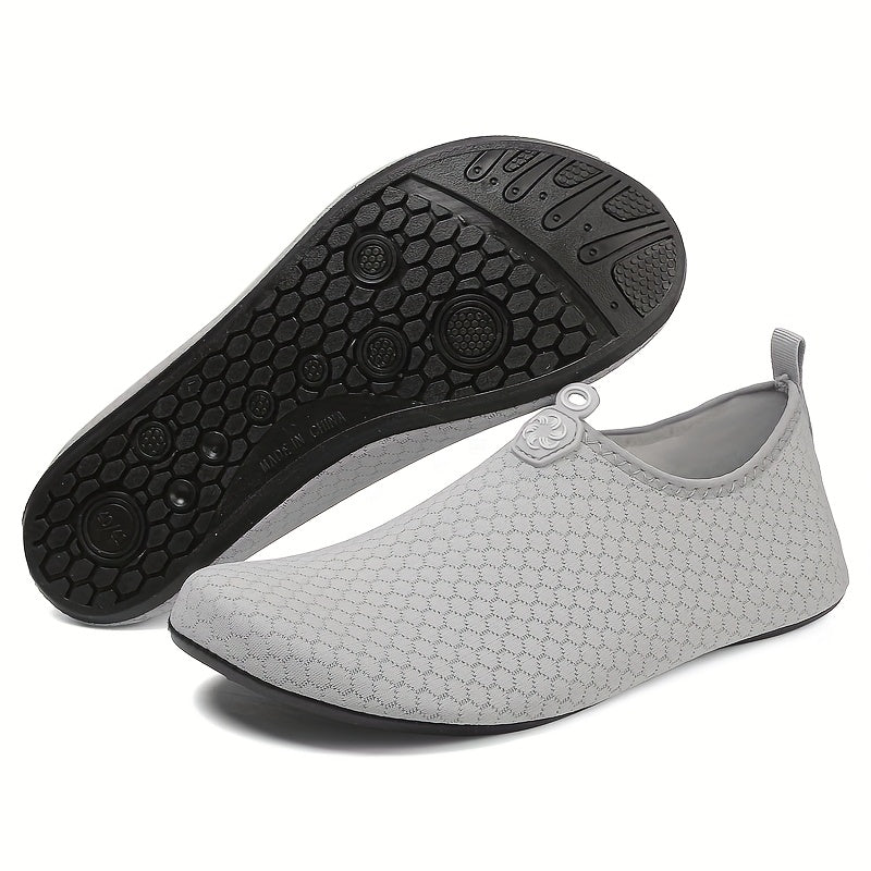 Beach, hiking shoes, non-slip flat-soled footwear suitable for swimming, surfing, boating, and fishing - creek shoes ideal for beach and stream activities, outdoor adventures
