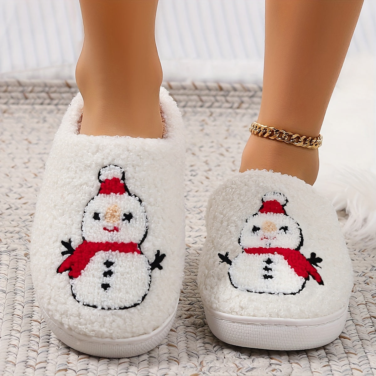 Christmas Tree Pattern Fuzzy Slippers, Winter Warm Closed Toe Flat Floor Shoes, Cozy Soft Sole Plush Home Slippers