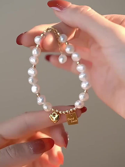 Women's Elegant Beaded Bracelet - Golden-Tone Chain with Heart Charm, Everyday & Special Occasion Jewelry Gift for Valentine's, Anniversary, Birthday - Year-Round Luxury Accessory for Women