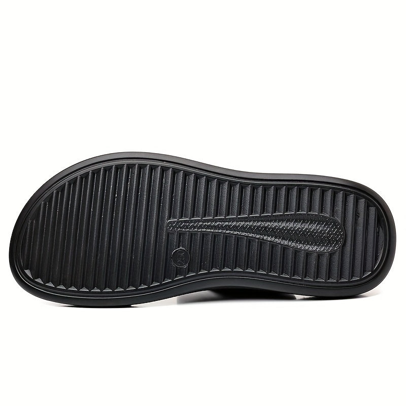 Sandálias de Verão para homem - Topo em microfibra sintética respirável, modelo slip-on com bico redondo, palmilha e sola sintéticas, estilo moderno para férias, uso diário e outdoor.