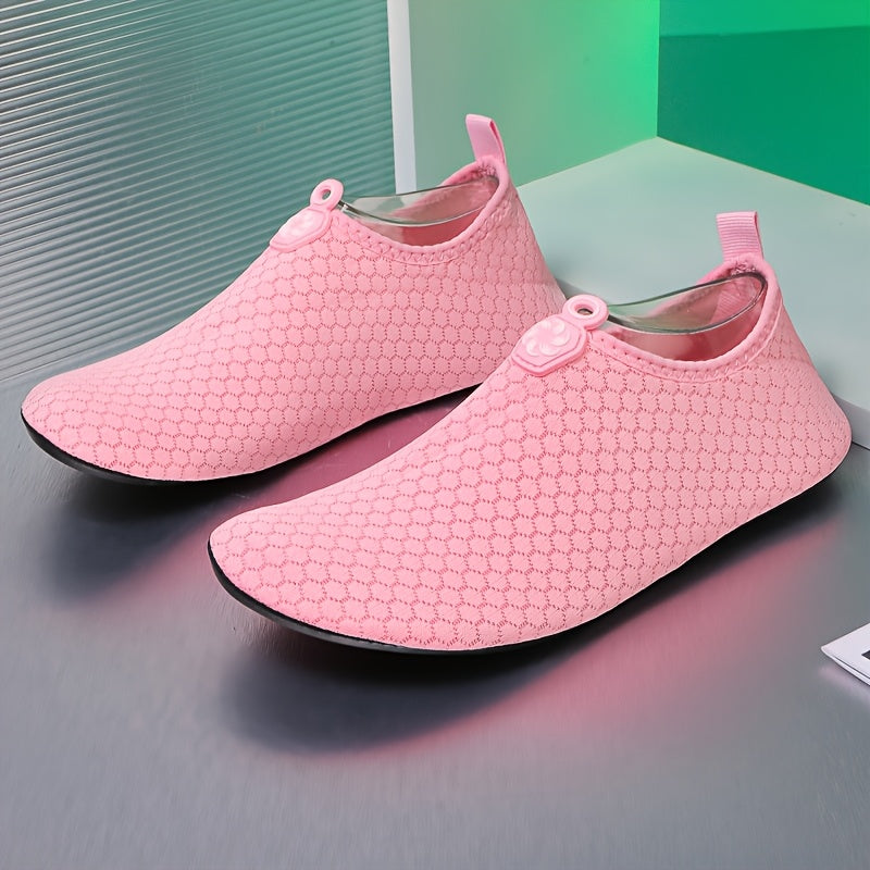 Beach, hiking shoes, non-slip flat-soled footwear suitable for swimming, surfing, boating, and fishing - creek shoes ideal for beach and stream activities, outdoor adventures