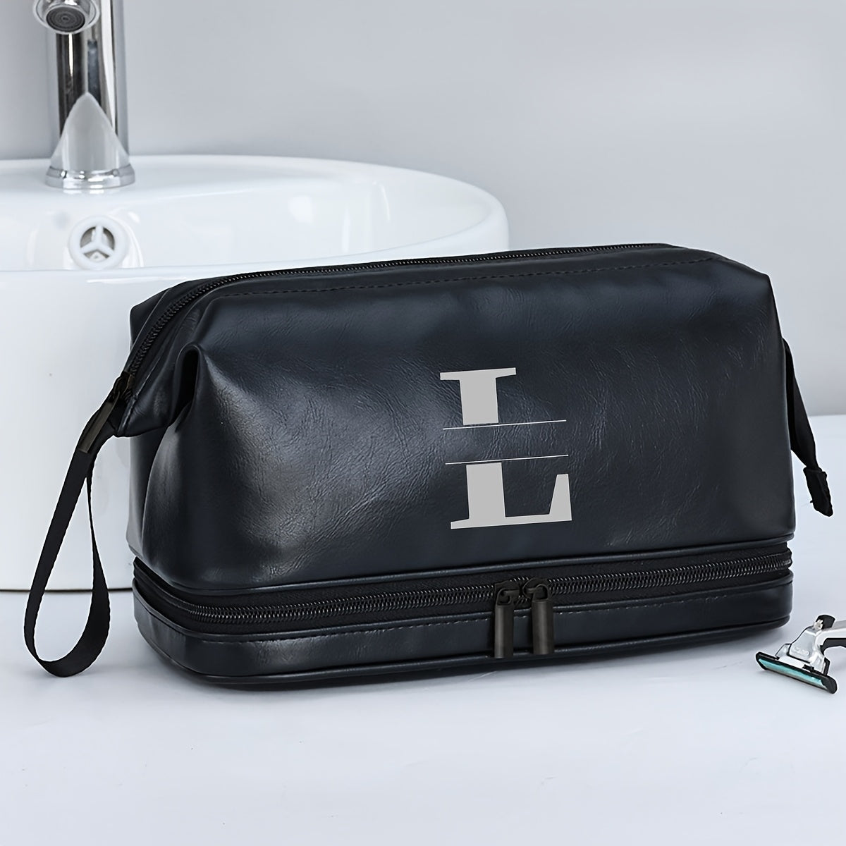 Customized Men's Fashion Travel Toiletry Bag PU Large Letter Toiletry Bag