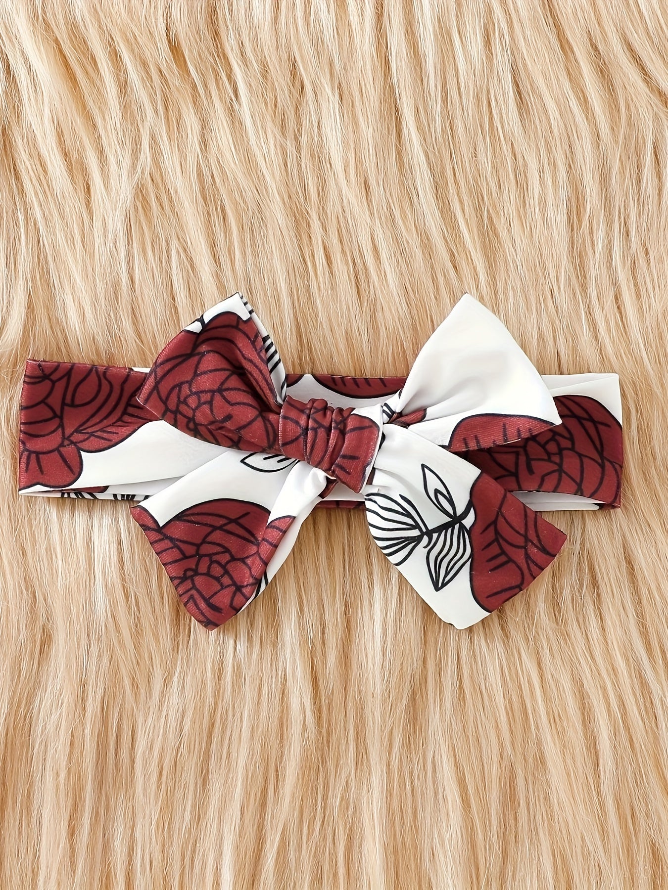 3pcs Short Sleeve & Shorts Set for Newborns - "I'm Daddy's Girl" Letter Print Pants and Headband, Mommy's World Alphabet Kids' Outfit, Perfect for Outdoor