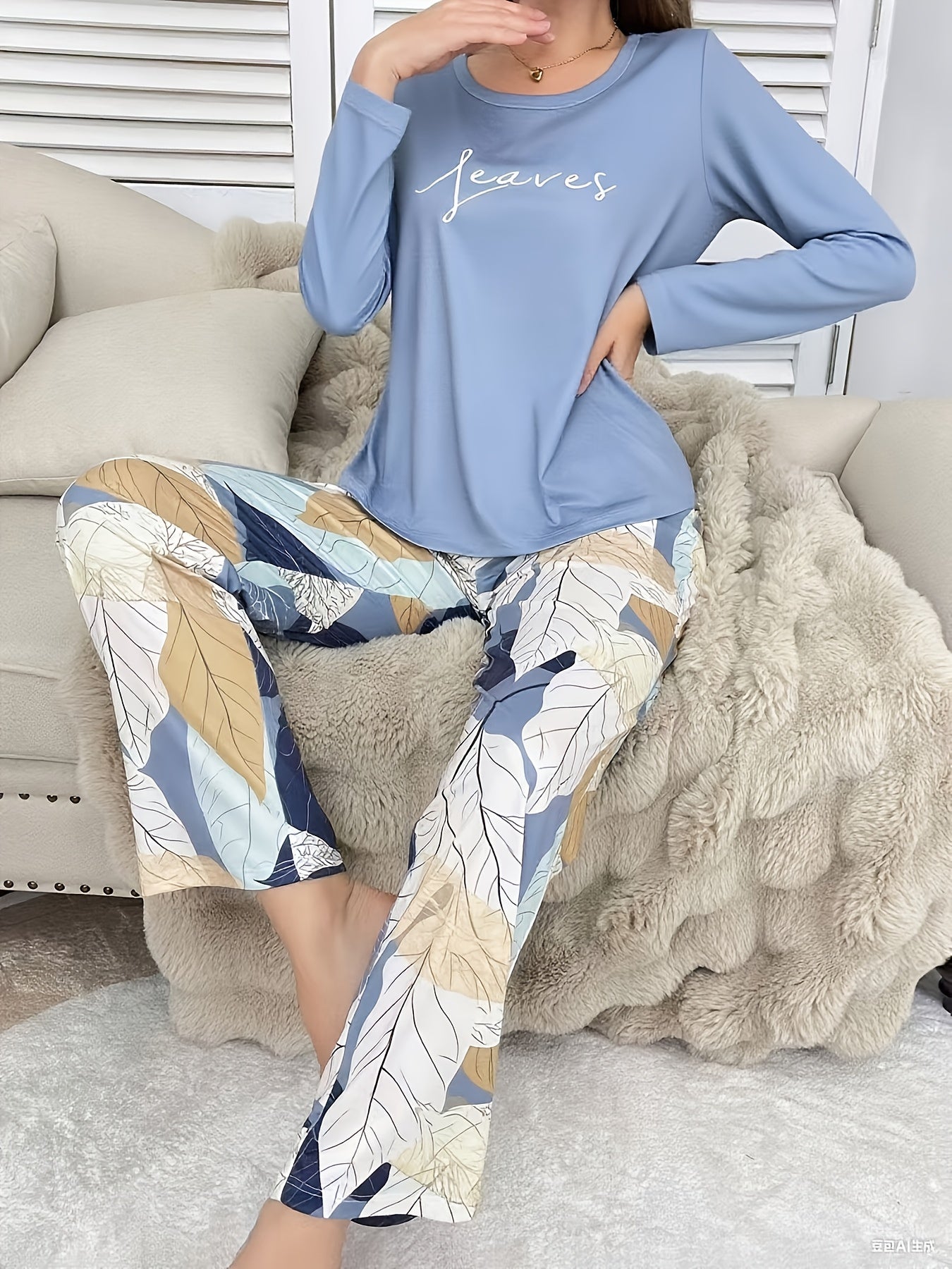 Conjunto de pijama casual, versátil e elegante para mulher com estampado de letras, blusa de manga comprida com gola redonda e calças com estampado floral para o outono e inverno.