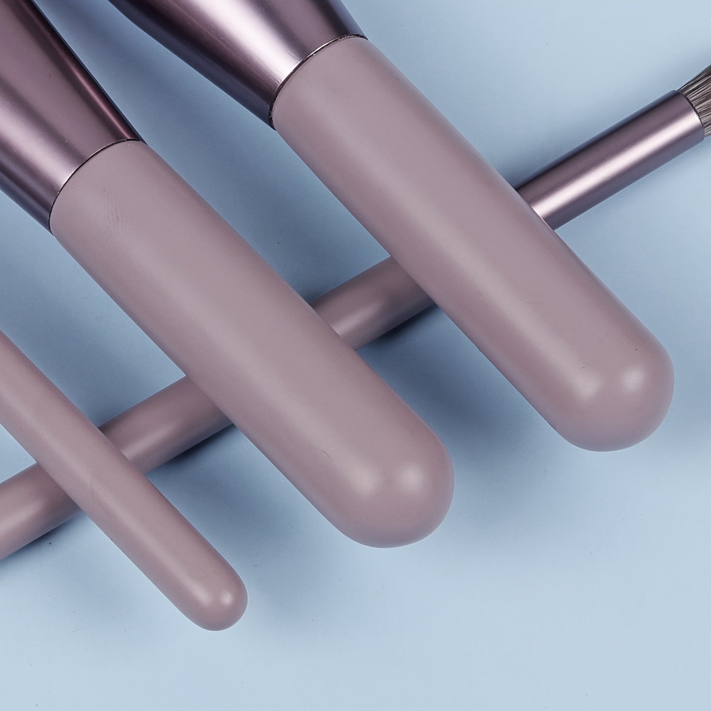 7pcs Professional Makeup Brush Set with Storage - Elegant Wooden Handle & Nylon Bristles, Multi-Functional for Foundation, Powder, Eyeshadow, Blending