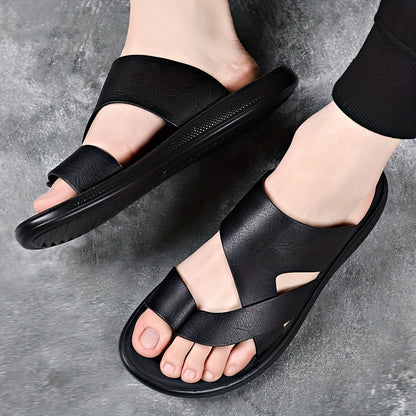 Sandálias de Verão para homem - Topo em microfibra sintética respirável, modelo slip-on com bico redondo, palmilha e sola sintéticas, estilo moderno para férias, uso diário e outdoor.