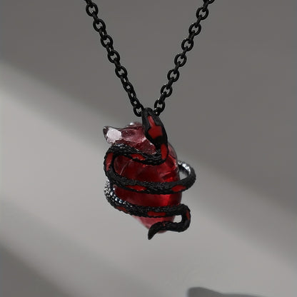 Gothic Snake Wrapped Resin Heart Decor Clavicle Chain Dark Style Pendant Necklace Y2K Necklace Jewelry For Women