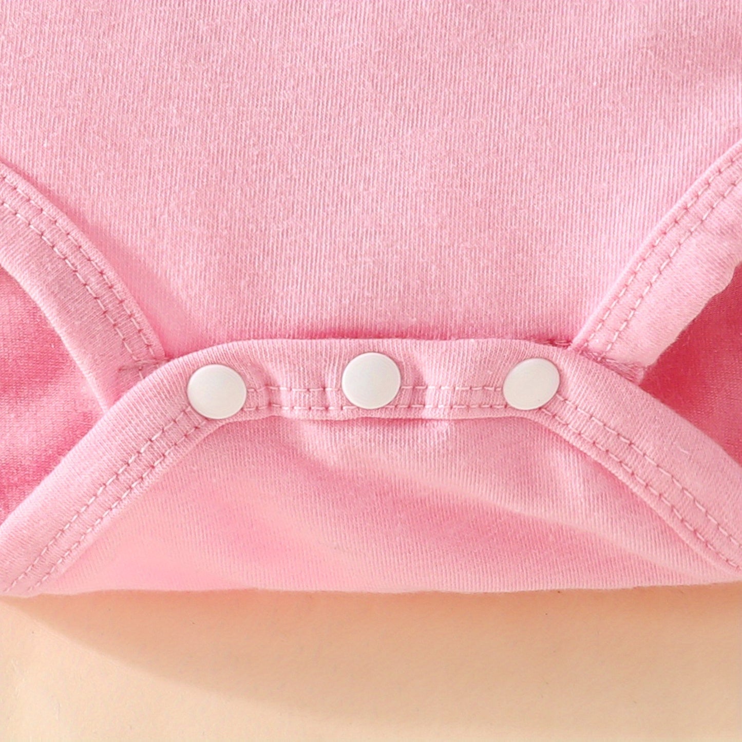 3pcs Short Sleeve & Shorts Set for Newborns - "I'm Daddy's Girl" Letter Print Pants and Headband, Mommy's World Alphabet Kids' Outfit, Perfect for Outdoor