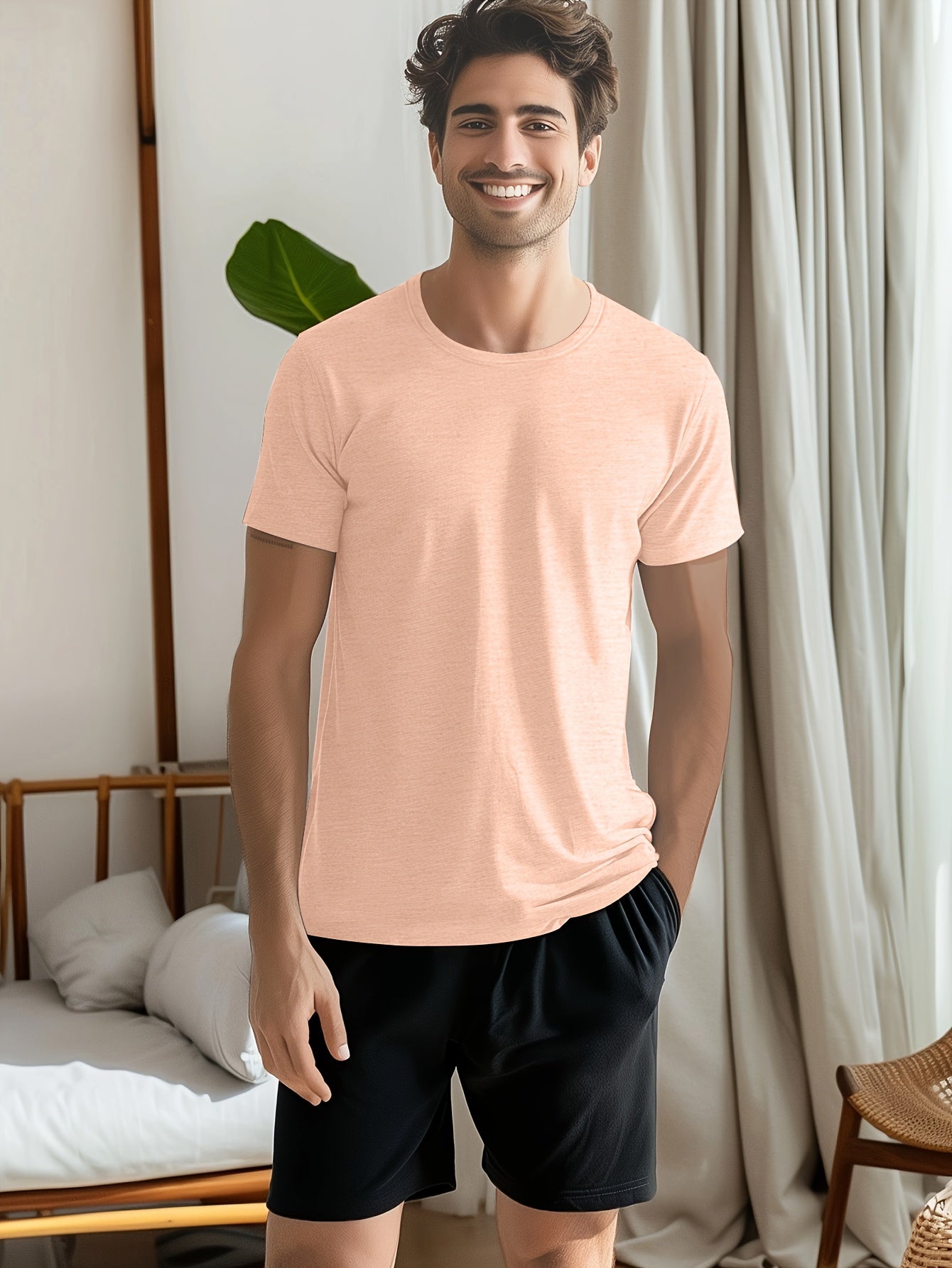 Conjunto de 4 t-shirts casuais para homem de cor sólida, estilo simples, manga curta e gola redonda, ideais para usar em casa, como pijama ou para atividades ao ar livre no verão.