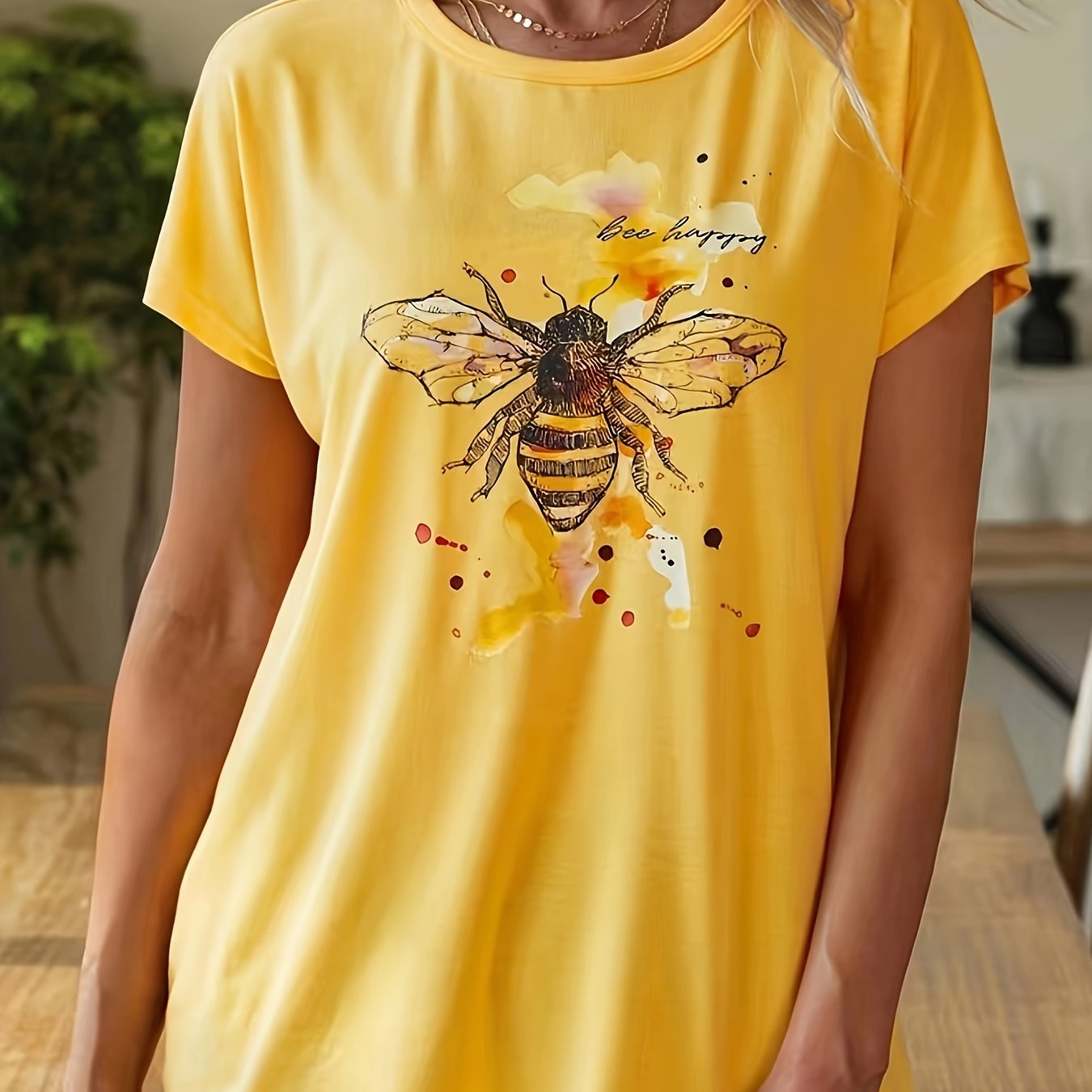 Bee Print Crew Neck T-Shirt, Casual Short Sleeve Top For Spring & Summer, Women's Clothing