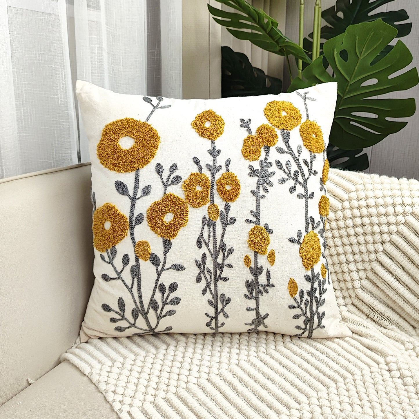 1pc Boho Floral Cushion Cover - Navy Blue & Golden Floral Pattern, Zipper Closure, Farmhouse Decor Pillow Case for Living Room, Bedroom, Sofa - No Insert Needed, Home Decoration Accent, Bedroom Accessory, Rustic Charm, Detail
