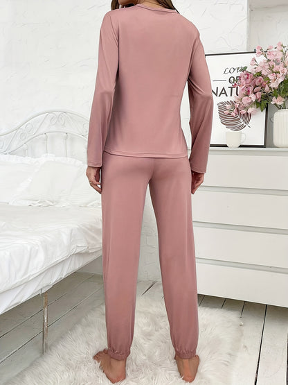 Pijama de senhora de outono e inverno, com mangas compridas e calças compridas, estampado de letras em estilo cartoon, conjunto casual para usar em casa em todas as estações.