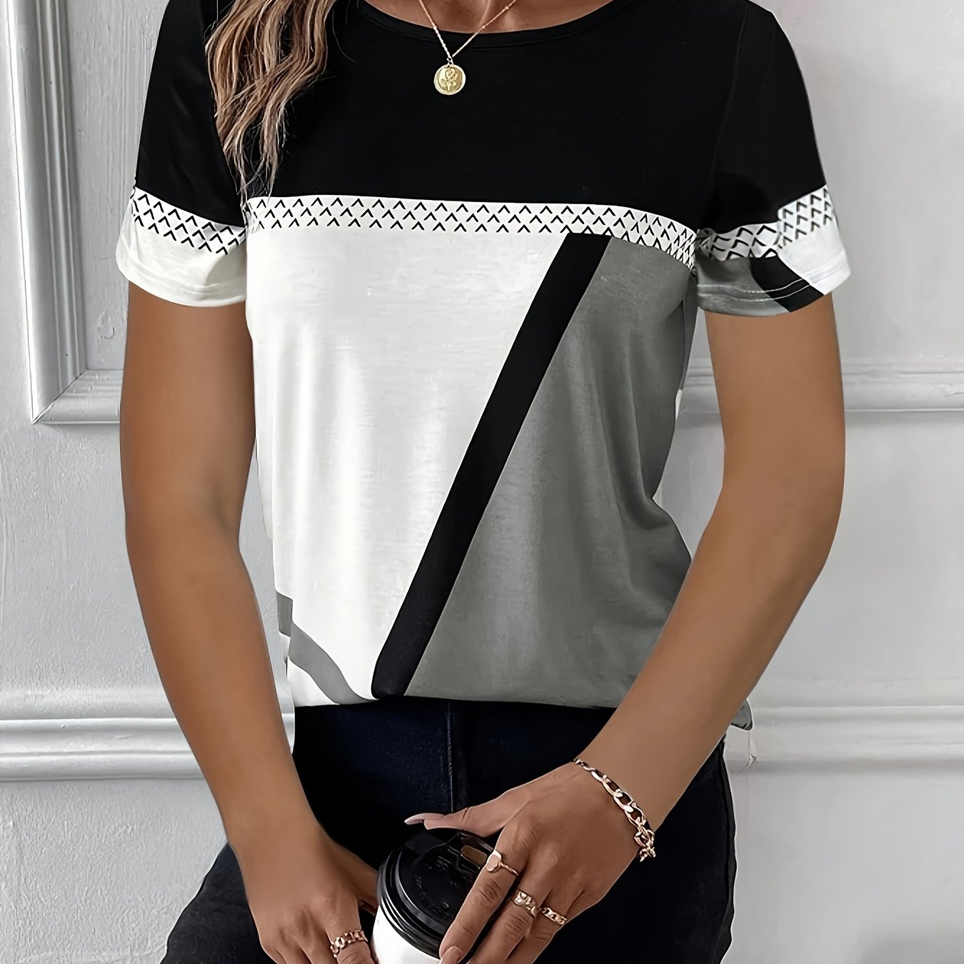 Color Block Crew Neck T-Shirt, Casual Short Sleeve T-Shirt For Spring & Summer, Women's Clothing