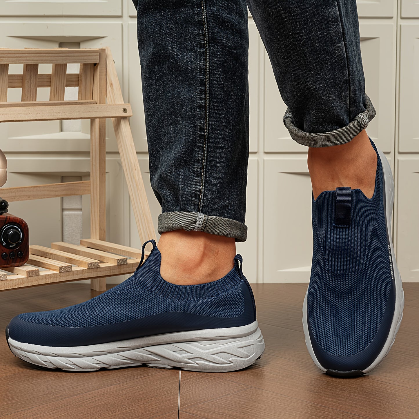 Ténis de corrida para homem antiderrapante, confortável e respirável, para uso interior e exterior.