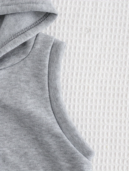 Boys' Autumn/Winter New Three-Piece Set with Mickey Mouse Classic Cartoon Print Long-Sleeve Round Neck Hoodie and Zip-Up Sleeveless Top, Matching Printed Sweatpants - Fleece-Lined Thickened Warm Comfortable Outfit for Parties