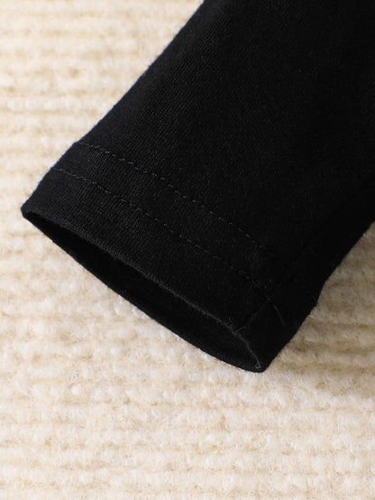 Conjunto de body de manga comprida, calças e gorro para bebé menino em algodão com estampado de coala a dormir super giro. Roupa para recém-nascido.