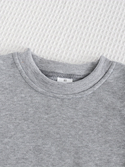 Boys' Autumn/Winter New Three-Piece Set with Mickey Mouse Classic Cartoon Print Long-Sleeve Round Neck Hoodie and Zip-Up Sleeveless Top, Matching Printed Sweatpants - Fleece-Lined Thickened Warm Comfortable Outfit for Parties