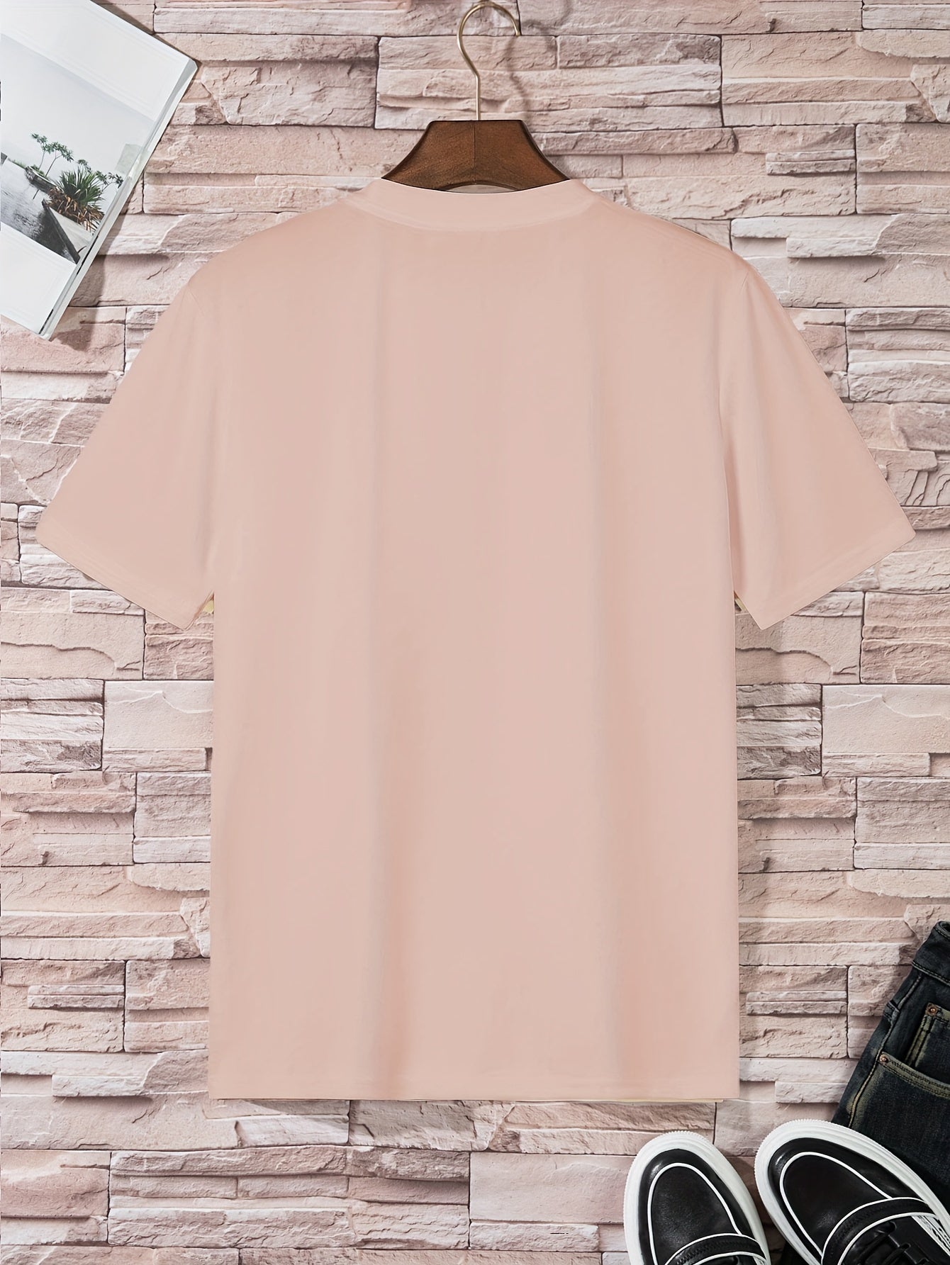 Conjunto de 4 t-shirts casuais para homem de cor sólida, estilo simples, manga curta e gola redonda, ideais para usar em casa, como pijama ou para atividades ao ar livre no verão.