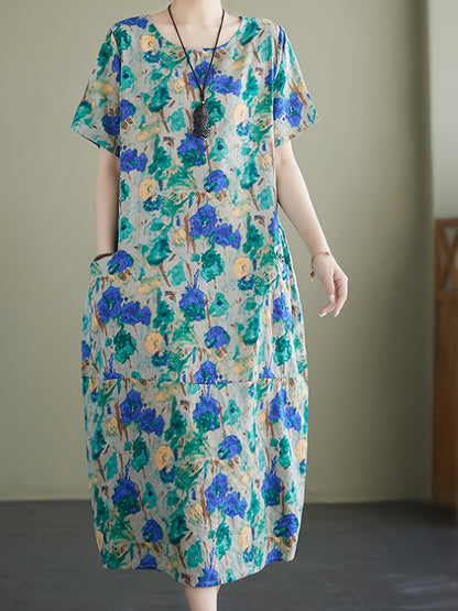 Vestido largo com estampado total e bolso, modelo casual de manga curta e gola redonda. Roupa feminina.