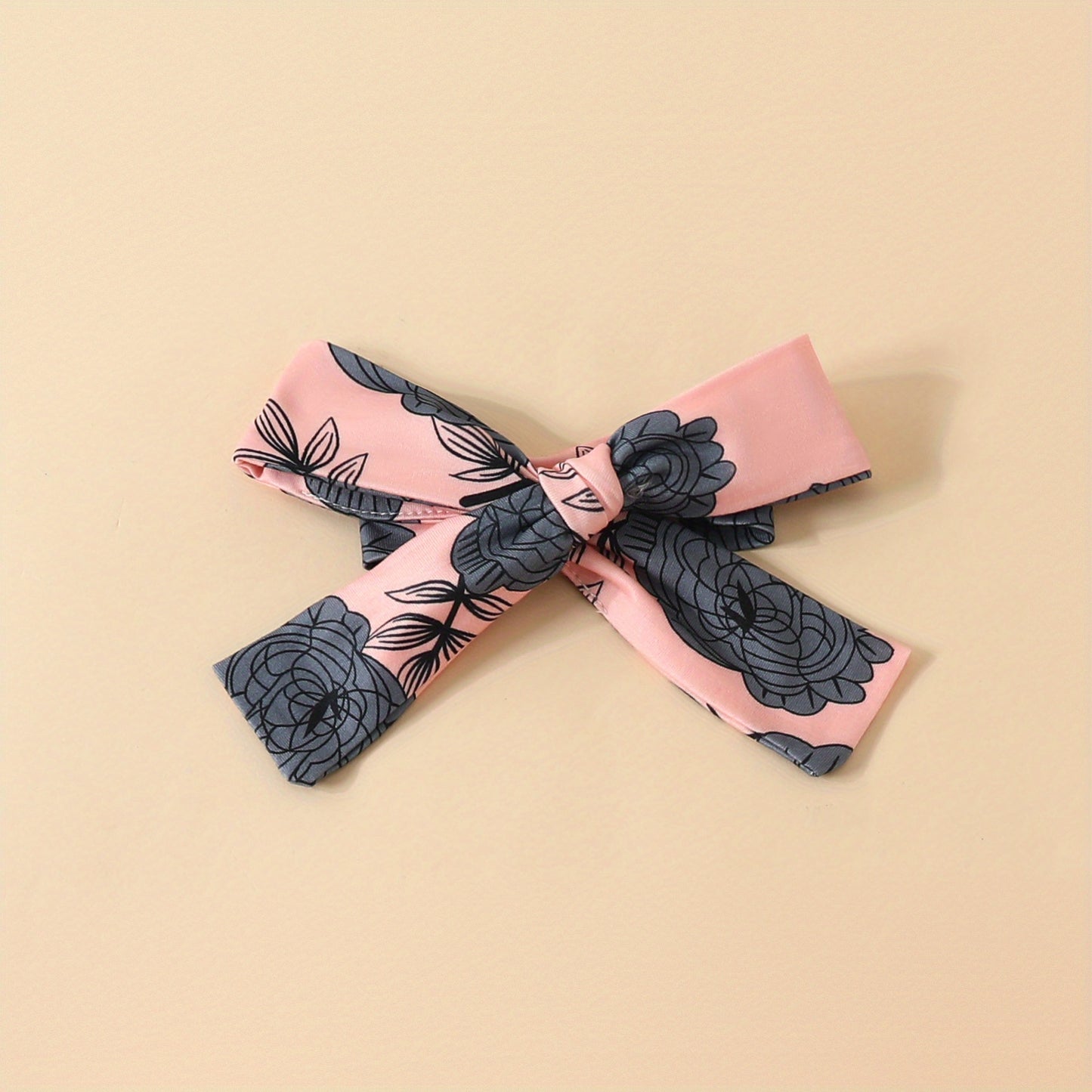 3pcs Short Sleeve & Shorts Set for Newborns - "I'm Daddy's Girl" Letter Print Pants and Headband, Mommy's World Alphabet Kids' Outfit, Perfect for Outdoor