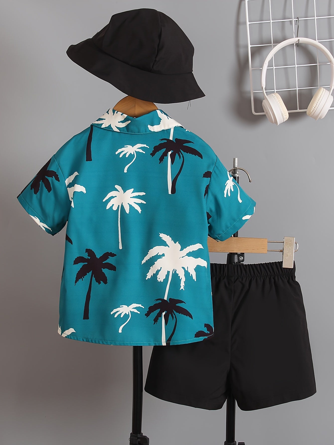Boys' Summer Fashion Street Shirt Three-piece Set Only Selling Hats, Shirts and Shorts, Perfect for Outdoor