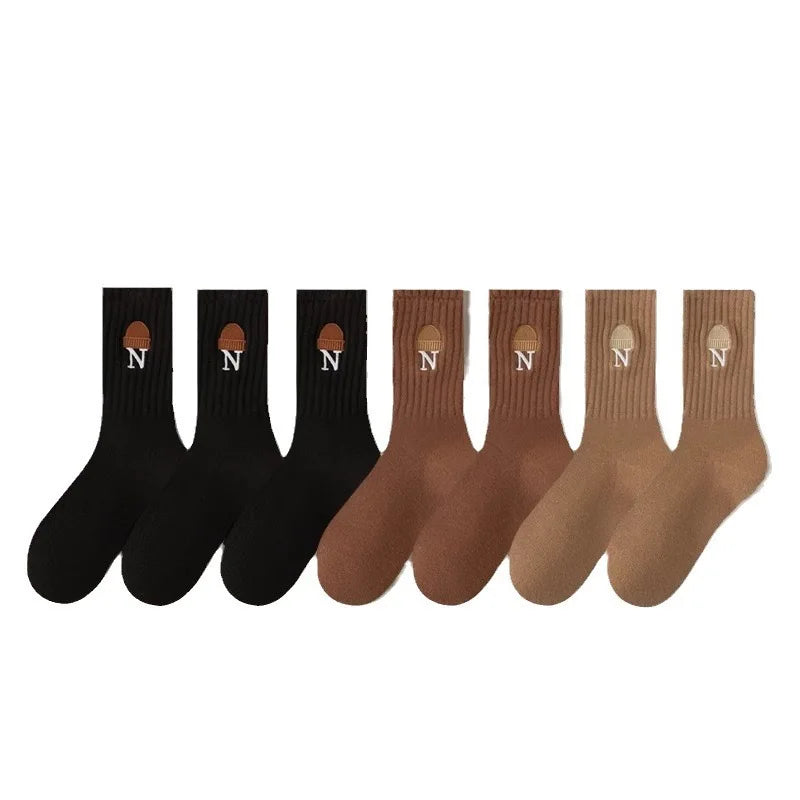 Quentin Custom Crew Embroidery Knitted Socks High Quality Low Moq Custom Good Quality Socks Own logo Embroidered Unisex Grip